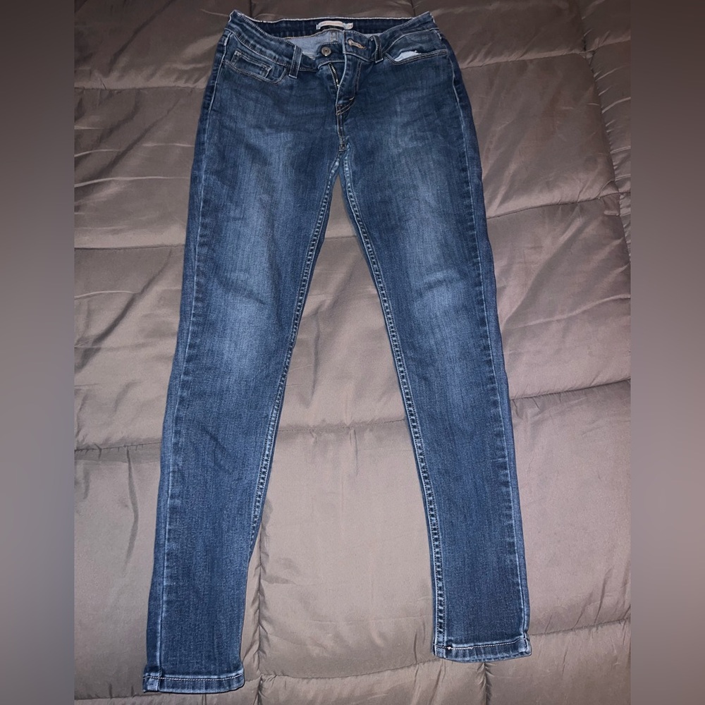 Mid Rise Levi Skinny Jeans